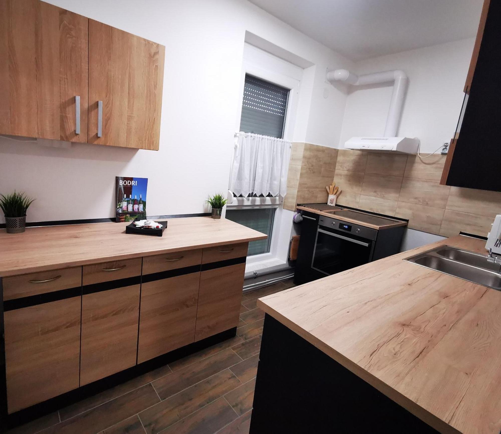 Central Park Apartman Szekszard Exterior photo